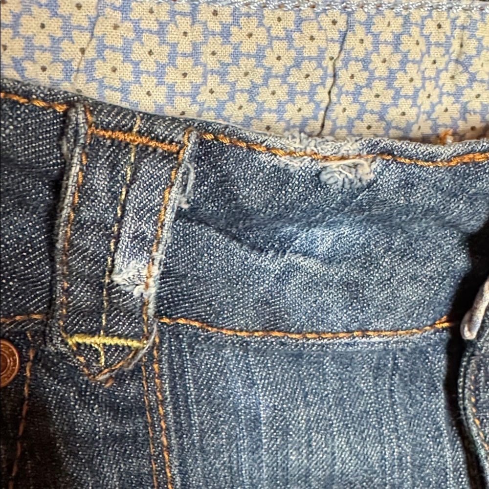 Faded Glory Denim Capri Jeans Women’s Size 16 Blue Floral Cuff Stretch Casual - Picture 11 of 11